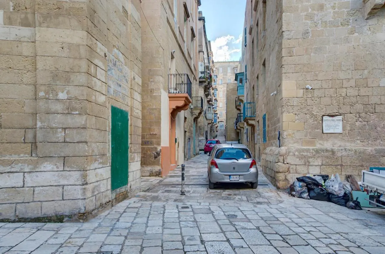 Sally Port 29 Βαλέτα Μάλτα